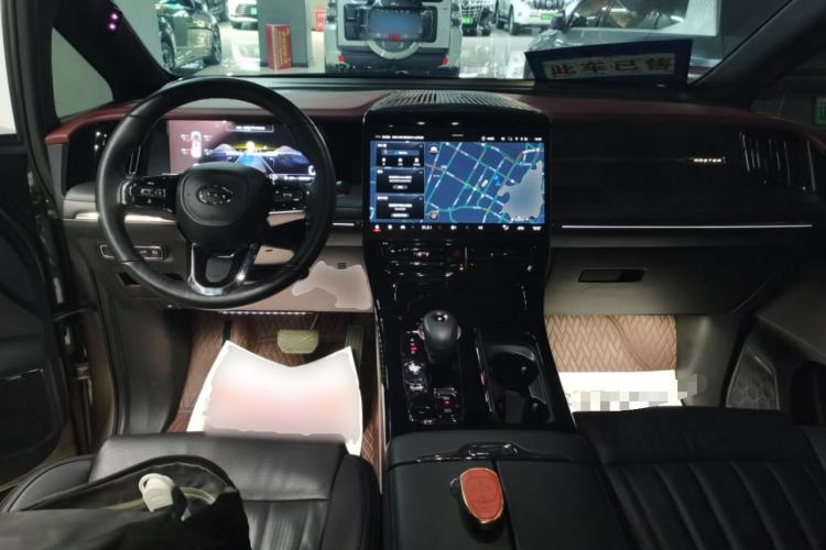 Used GAC Trumpchi M8 2023 Zongshi Series Dual-Motor Flagship Edition Center Console