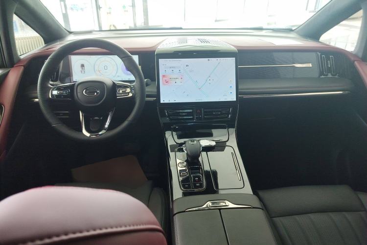 Used GAC Trumpchi M8 2023 Zongshi Series 400T Ultimate Edition Center Console