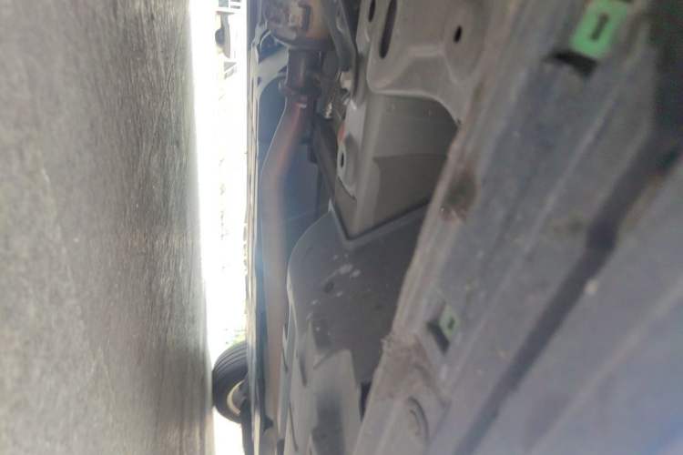 Used GAC Trumpchi M8 2023 Zongshi Series Dual-Motor Flagship Edition Chassis Front Left