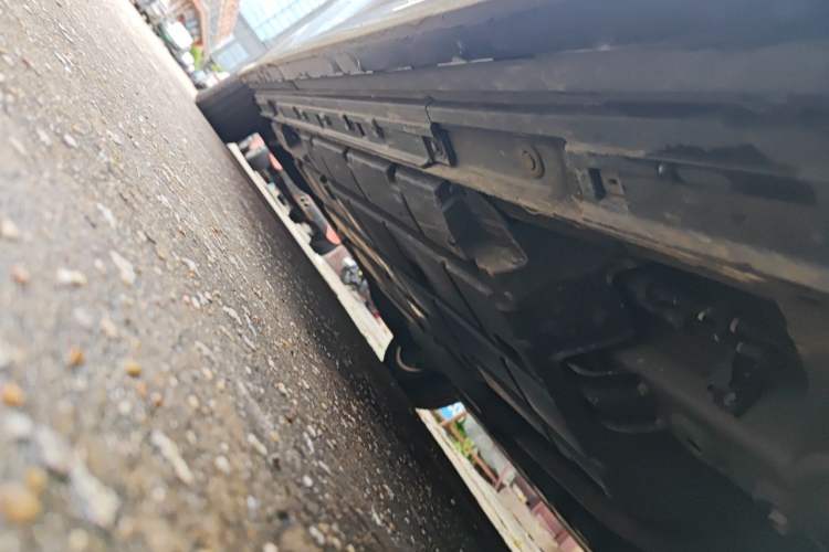 Used GAC Trumpchi M8 2023 Zongshi Series 400T Flagship Edition Chassis Front Right