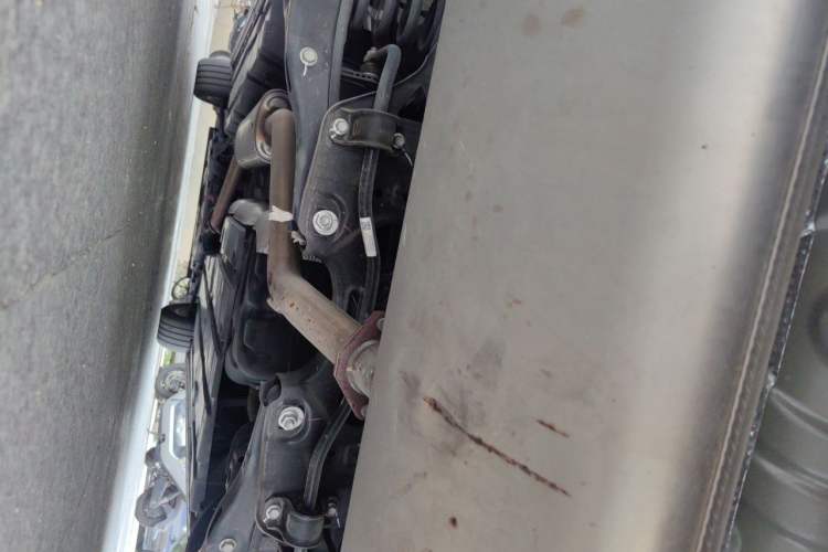 Used GAC Trumpchi M8 2023 Zongshi Series Dual-Motor Flagship Edition Chassis Rear