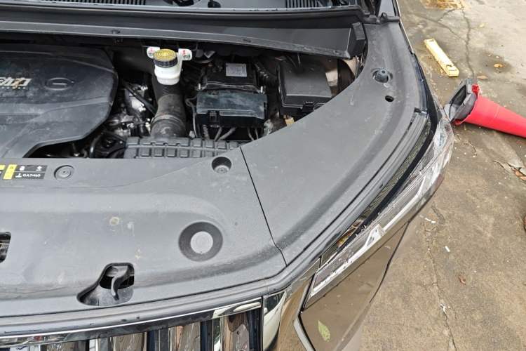 Used GAC Trumpchi M8 2023 Zongshi Series 400T Flagship Edition Engine Bay Left