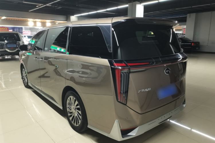 Used GAC Trumpchi M8 2023 Zongshi Series Dual-Motor Flagship Edition Exterior 2