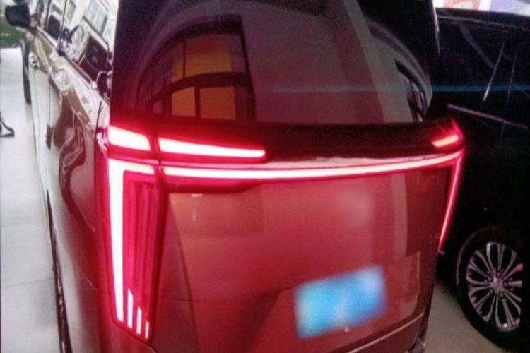 Used GAC Trumpchi M8 2023 Zongshi Series 400T Flagship Edition Exterior 4