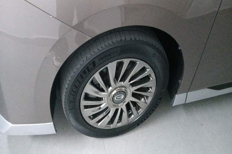 Used GAC Trumpchi M8 2023 Zongshi Series 400T Flagship Edition Exterior 7