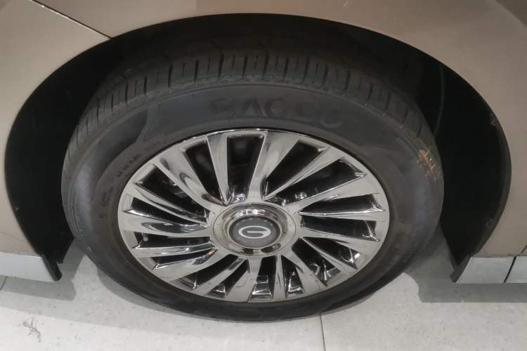 Used GAC Trumpchi M8 2023 Zongshi Series Dual-Motor Flagship Edition Exterior 7