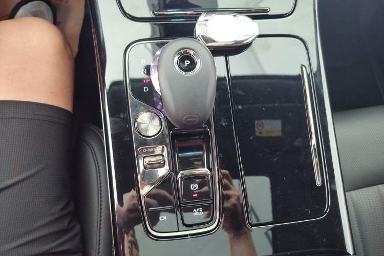 Used GAC Trumpchi M8 2023 Zongshi Series 400T Ultimate Edition Gear Lever