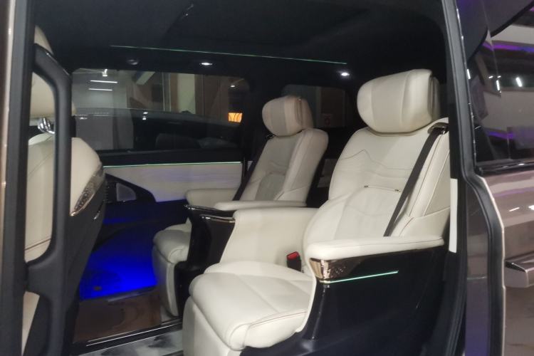 Used GAC Trumpchi M8 2023 Zongshi Series Dual-Motor Flagship Edition Interior 4