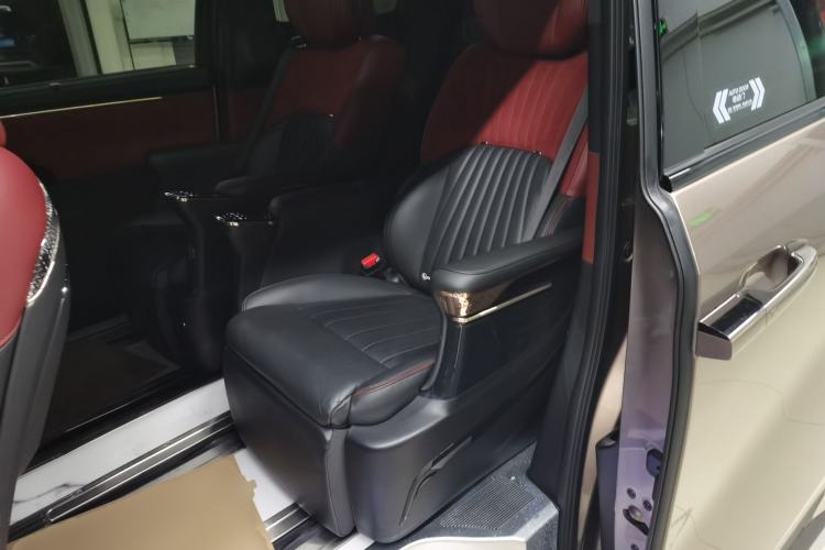 Used GAC Trumpchi M8 2023 Zongshi Series Dual-Motor Flagship Edition Left Rear Seat