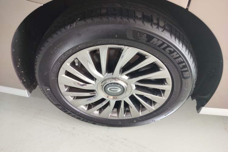 Used GAC Trumpchi M8 2023 Zongshi Series 400T Ultimate Edition Right Rear Wheel Hub