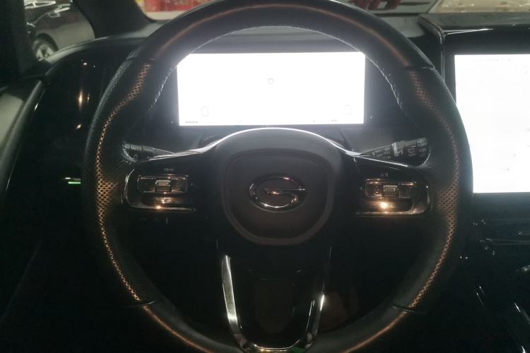 Used GAC Trumpchi M8 2023 Zongshi Series Dual-Motor Flagship Edition Steering Wheel