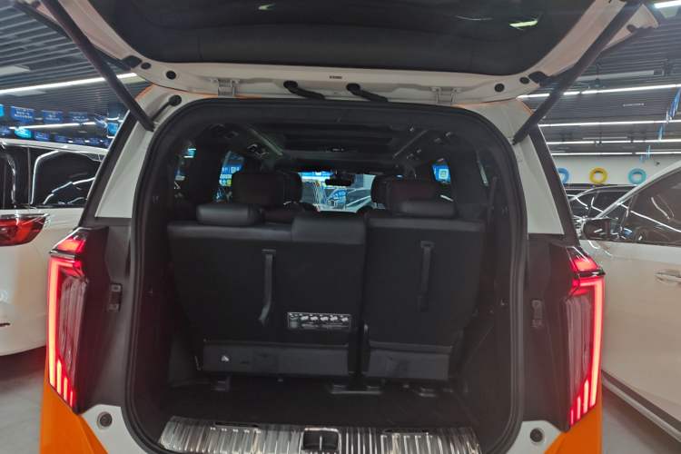 Used GAC Trumpchi M8 2023 Zongshi Series 400T Flagship Edition Trunk