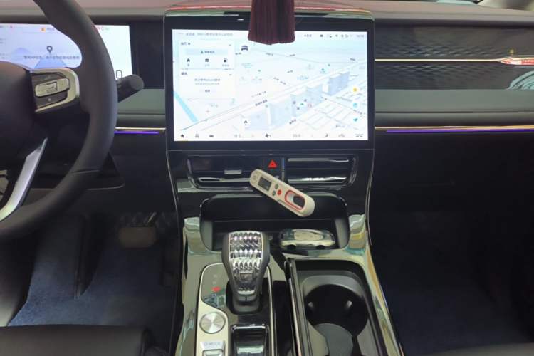 Used GAC Trumpchi M8 2024 Master Series 400T Ultimate Edition Audio And AC Panel