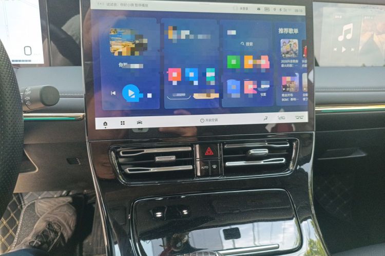 Used GAC Trumpchi M8 2024 Master Series 400T Ultimate Edition Audio And AC Panel