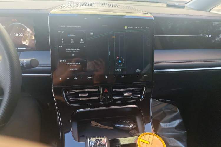 Used GAC Trumpchi M8 2024 Master Series 400T Prestige Edition Audio And AC Panel