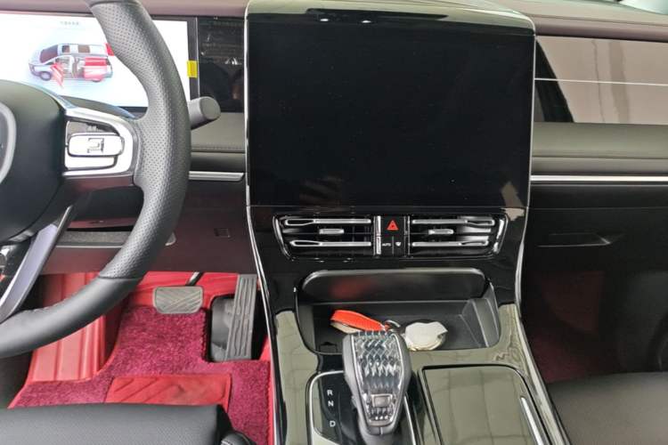 Used GAC Trumpchi M8 2024 Master Series 400T Prestige Edition Audio And AC Panel
