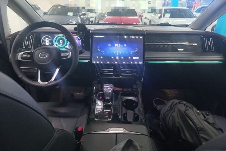 Used GAC Trumpchi M8 2024 Master Series 400T Ultimate Edition Center Console