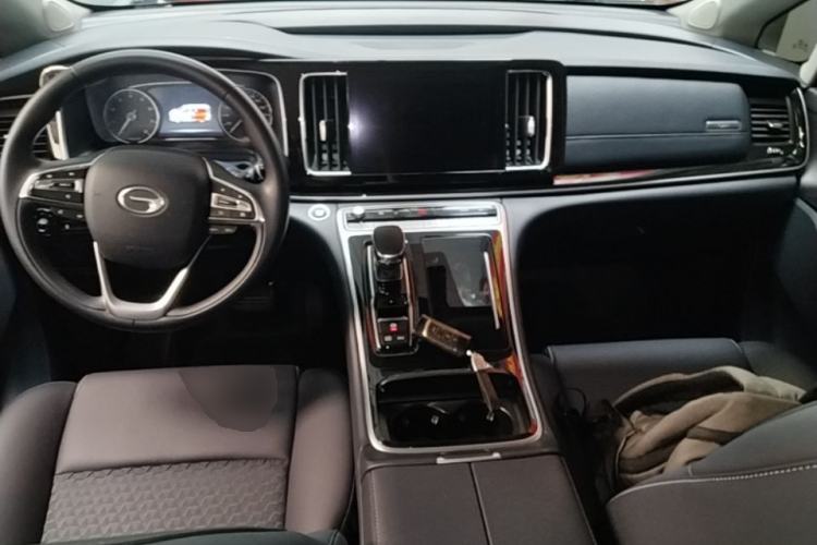 Used GAC Trumpchi M8 2024 Lingxiu Series 390T Luxury Edition Center Console