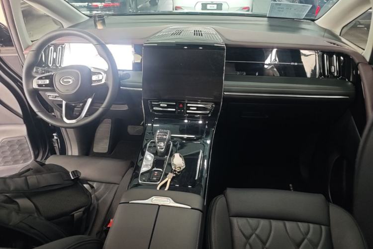 Used GAC Trumpchi M8 2024 Master Series 400T Prestige Edition Center Console