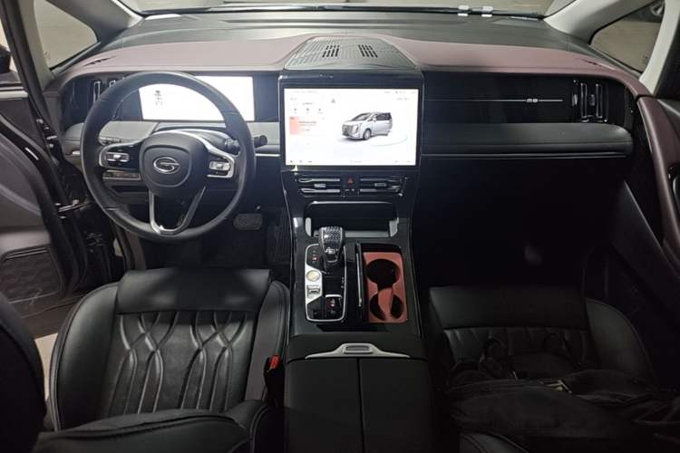 Used GAC Trumpchi M8 2024 Master Series 400T Prestige Edition Center Console