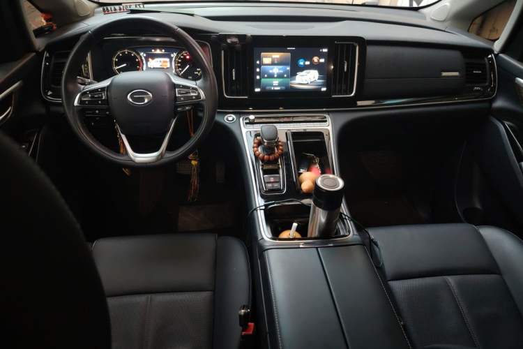 Used GAC Trumpchi M8 2024 Lingxiu Series 390T Deluxe Edition Center Console