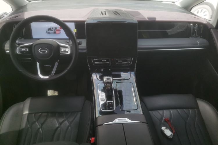 Used GAC Trumpchi M8 2024 Master Series 400T Prestige Edition Center Console
