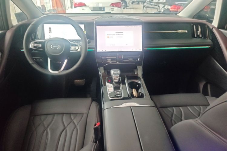 Used GAC Trumpchi M8 2024 Master Series Super Hybrid Edition Center Console
