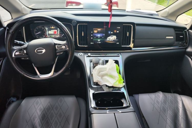 Used GAC Trumpchi M8 2024 Lingxiu Series 390T Luxury Edition Center Console