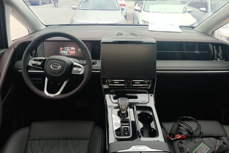 Used GAC Trumpchi M8 2024 Master Series 400T Prestige Edition Center Console