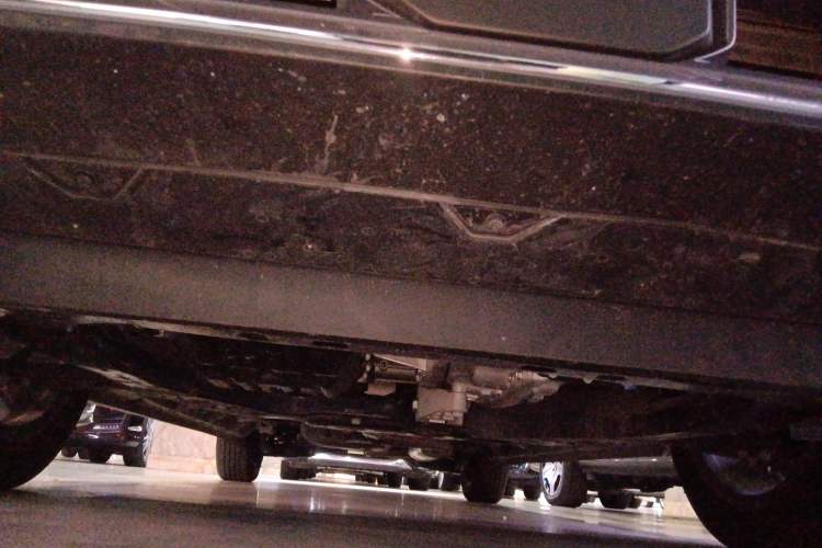 Used GAC Trumpchi M8 2024 Master Series 400T Prestige Edition Chassis Front