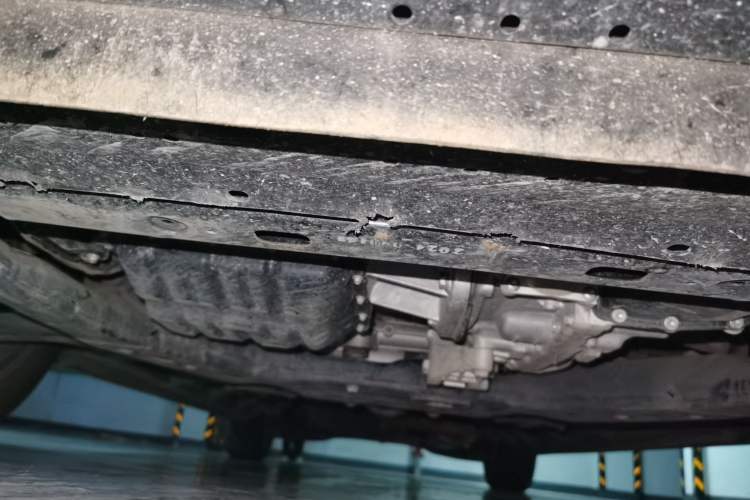 Used GAC Trumpchi M8 2024 Lingxiu Series 390T Deluxe Edition Chassis Front