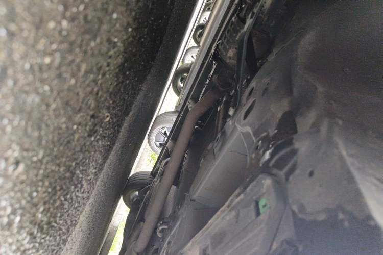 Used GAC Trumpchi M8 2024 Master Series 400T Prestige Edition Chassis Front Left