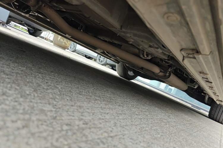 Used GAC Trumpchi M8 2024 Master Series 400T Prestige Edition Chassis Front Left