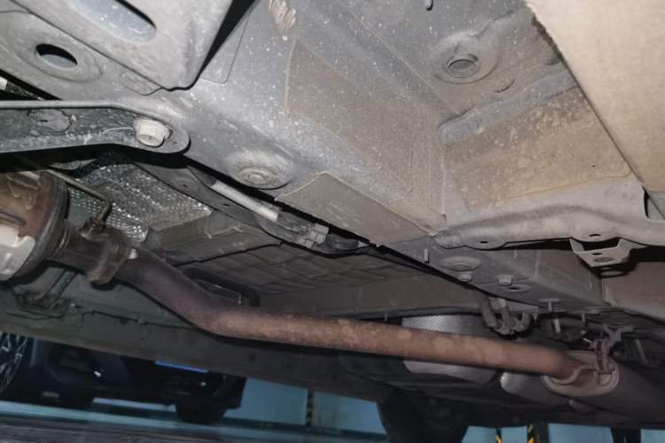 Used GAC Trumpchi M8 2024 Lingxiu Series 390T Deluxe Edition Chassis Front Left