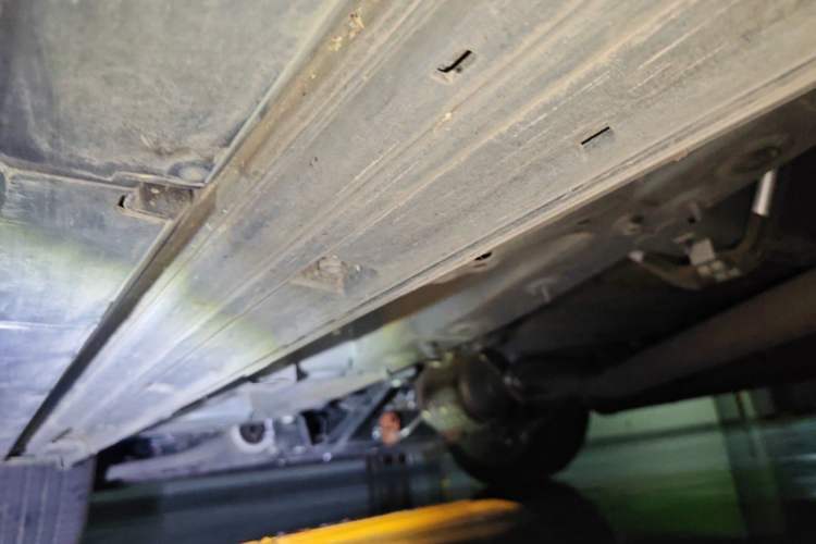Used GAC Trumpchi M8 2024 Master Series 400T Prestige Edition Chassis Front Left