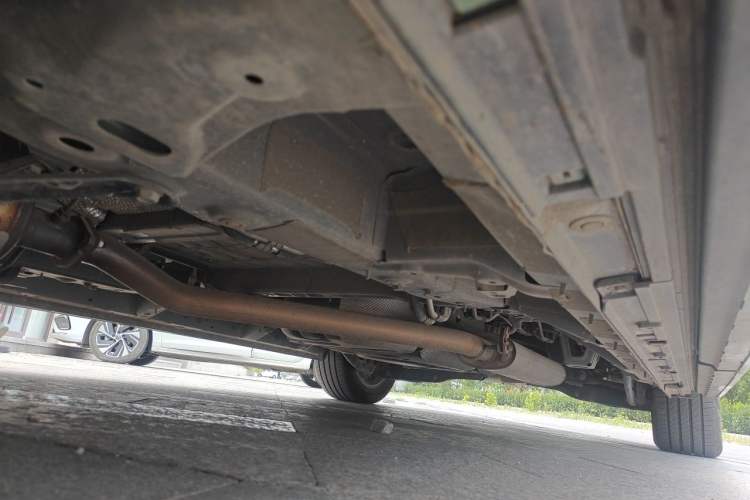 Used GAC Trumpchi M8 2024 Zongshi Series 400T Ultimate Edition Chassis Front Left