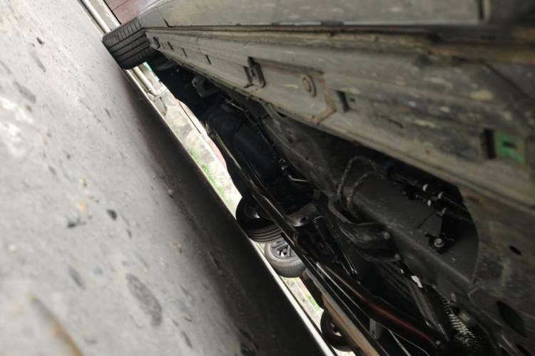 Used GAC Trumpchi M8 2024 Master Series 400T Prestige Edition Chassis Front Right