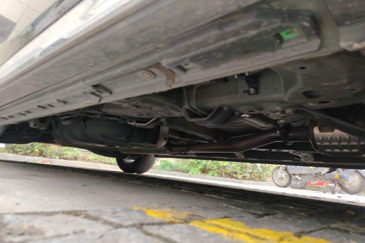 Used GAC Trumpchi M8 2024 Master Series 400T Prestige Edition Chassis Front Right