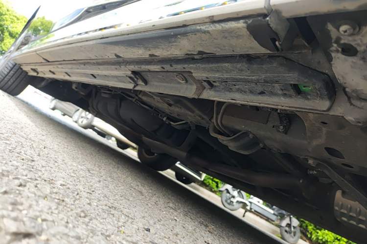 Used GAC Trumpchi M8 2024 Master Series 400T Prestige Edition Chassis Front Right