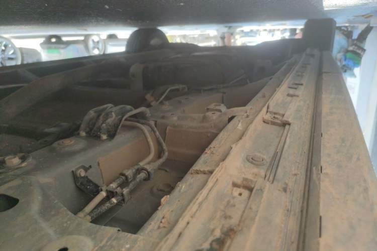 Used GAC Trumpchi M8 2024 Master Series 400T Prestige Edition Chassis Front Right