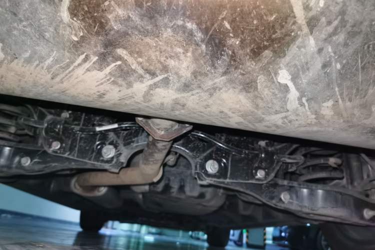Used GAC Trumpchi M8 2024 Lingxiu Series 390T Deluxe Edition Chassis Rear