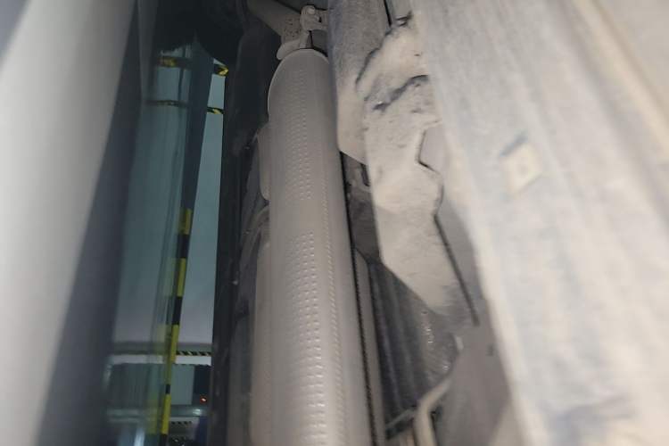 Used GAC Trumpchi M8 2024 Zongshi Series 400T Pioneer Edition Chassis Rear Left