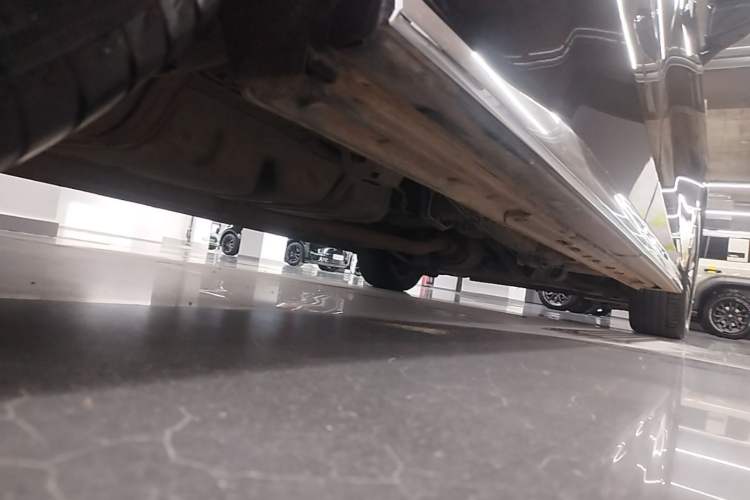 Used GAC Trumpchi M8 2024 Master Series 400T Prestige Edition Chassis Rear Right
