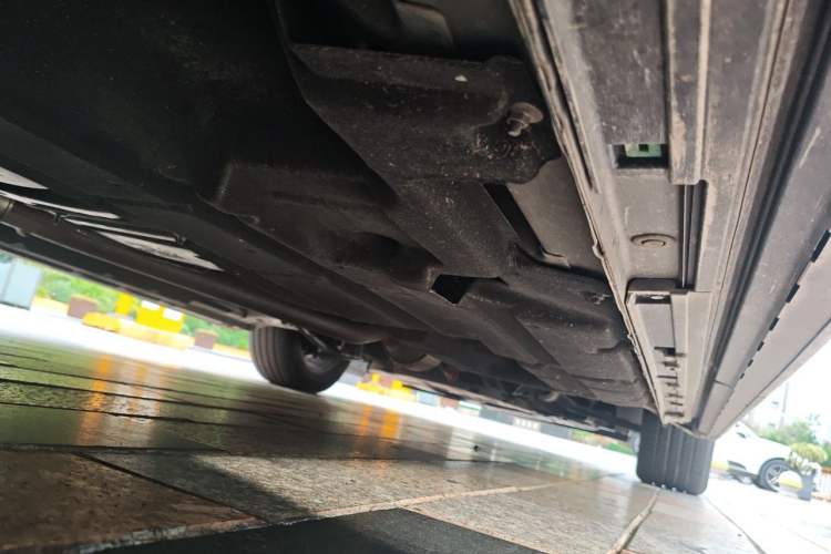 Used GAC Trumpchi M8 2024 Zongshi Series 400T Pioneer Edition Chassis Rear Right
