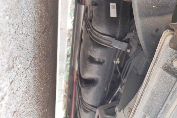 Used GAC Trumpchi M8 2024 Zongshi Series 400T Ultimate Edition Chassis Rear Right