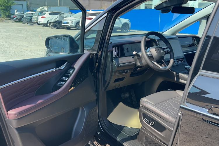Used GAC Trumpchi M8 2024 Master Series 400T Prestige Edition Driver Seat