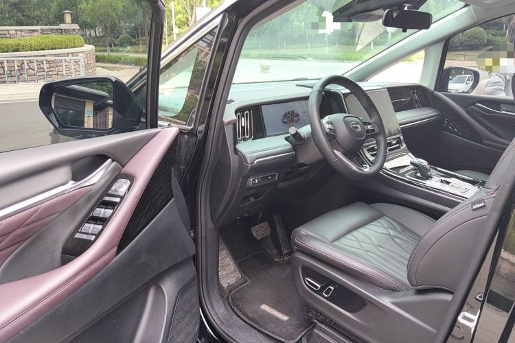Used GAC Trumpchi M8 2024 Master Series 400T Prestige Edition Driver Seat