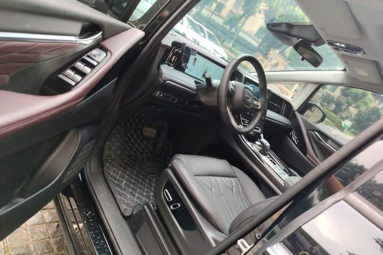 Used GAC Trumpchi M8 2024 Master Series 400T Prestige Edition Driver Seat