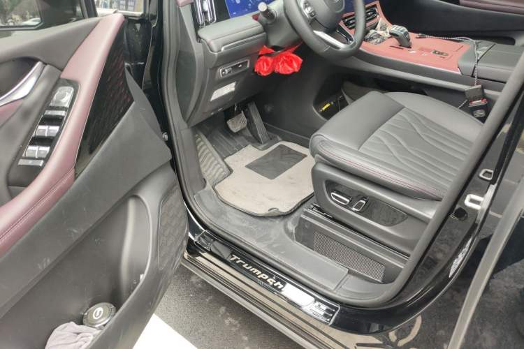 Used GAC Trumpchi M8 2024 Master Series 400T Prestige Edition Driver Seat