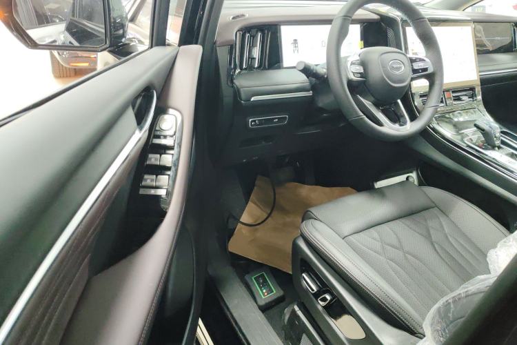 Used GAC Trumpchi M8 2024 Master Series 400T Prestige Edition Driver Seat